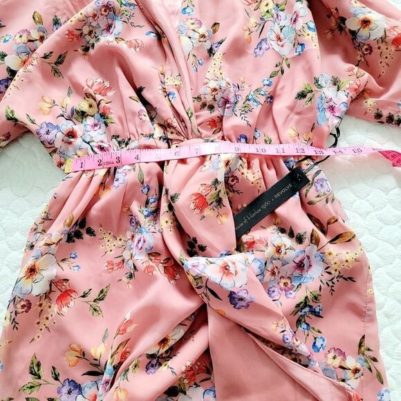 NEW House of Harlow x Revolve floral kimono dress long sleeved wrap pink medium - Picture 6 of 11